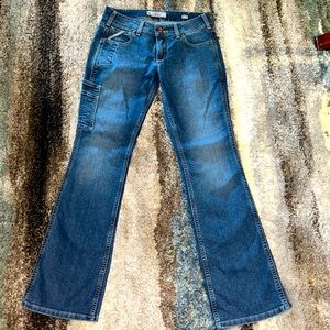 Ariat size 28 regular
